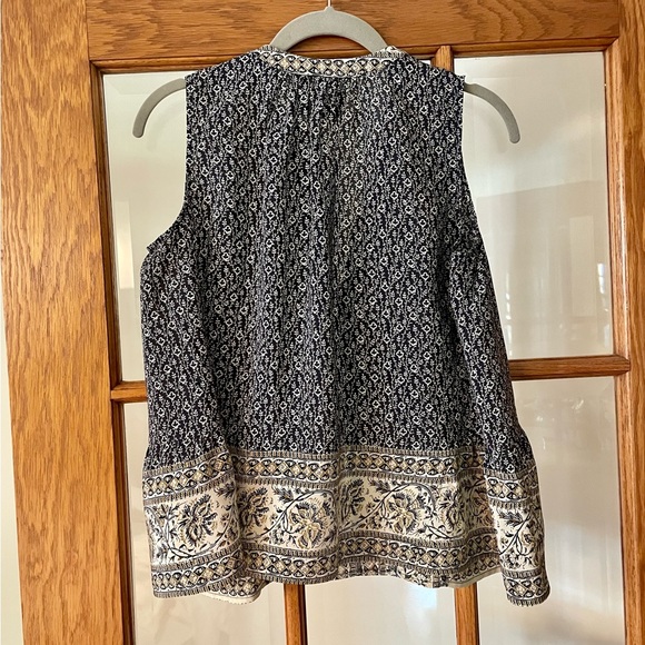 Sea New York Sleeveless Silk Paisley Blouse in Navy and white size 2 US - Picture 2 of 6